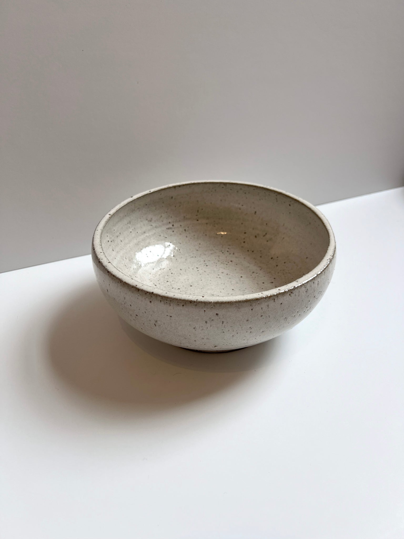 Speckled serving bowl
