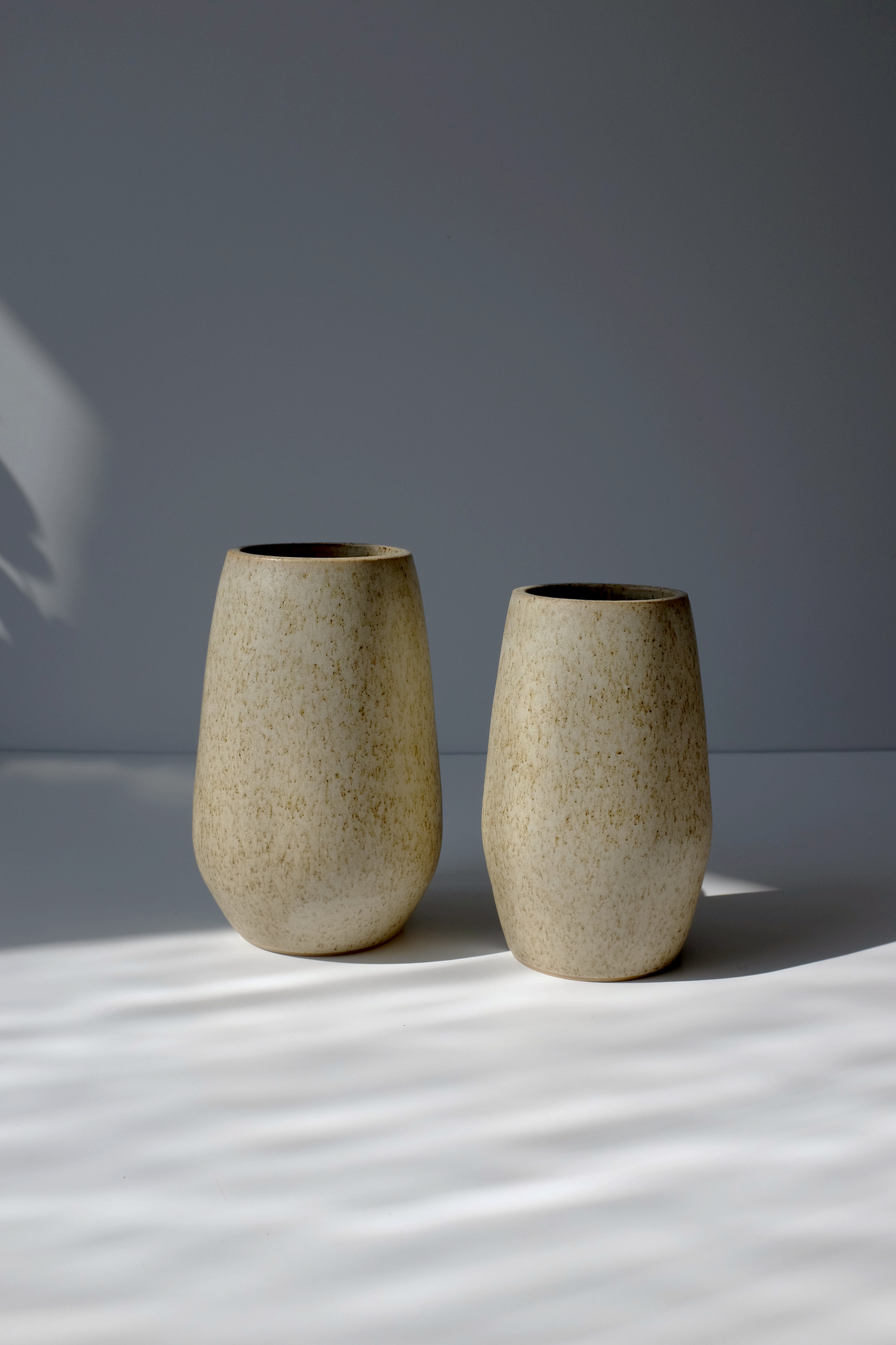 Speckled vases (Pair)